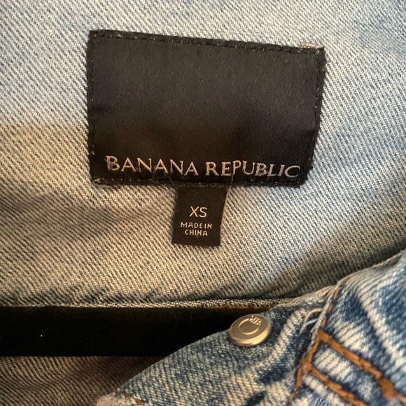 Banana Republic Denim Jacket in Size XS - Picture 4 of 7